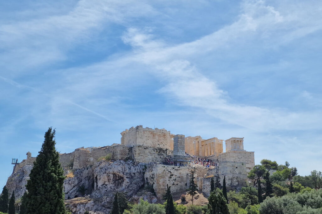 hekatompedon acropolis athene